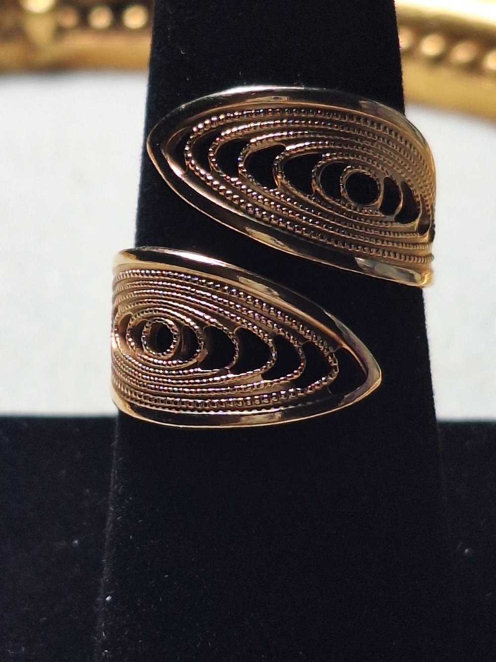 Vintage Sarah Coventry Gold-tone Ring